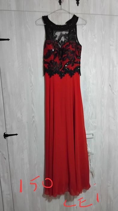 De vanzare Rochii de gala marimea S-M