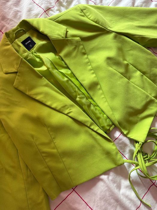 Лайм Зелен Електрик Блейзер с Дълги Влъзки