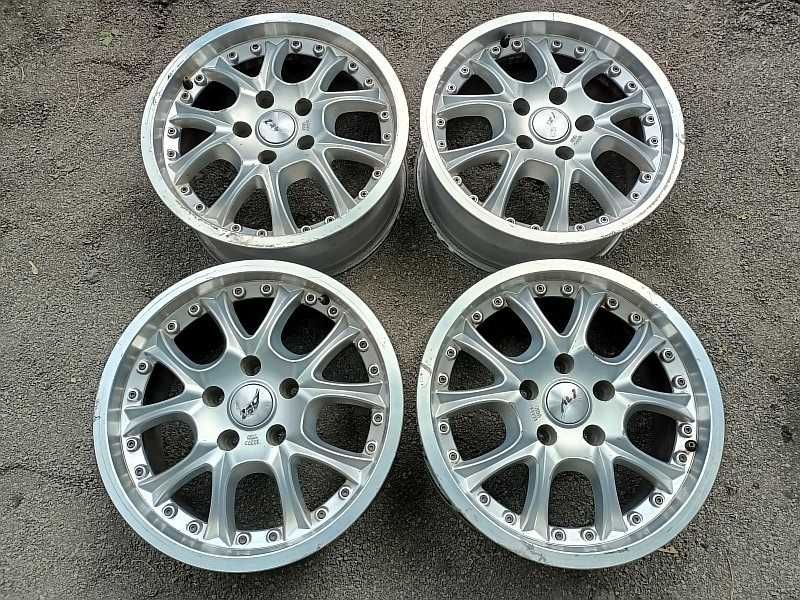 Продам оригинальные легкосплавные диски "AEZ" на Nissan Maxima