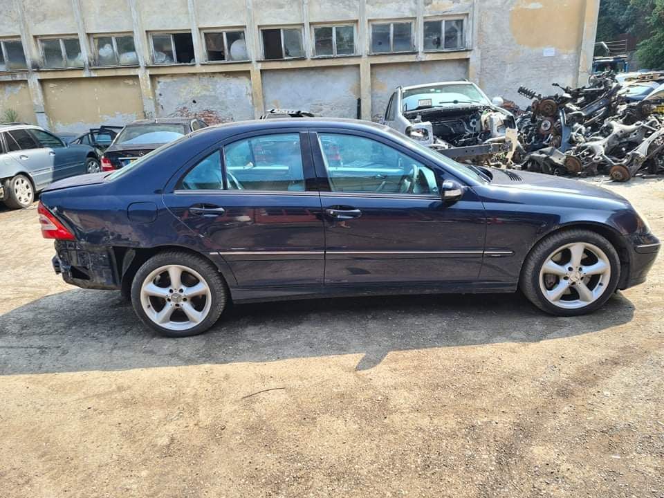 Mercedes W203 C320CDI 224кс OM642 Facelift автоматик седан НА ЧАСТИ!