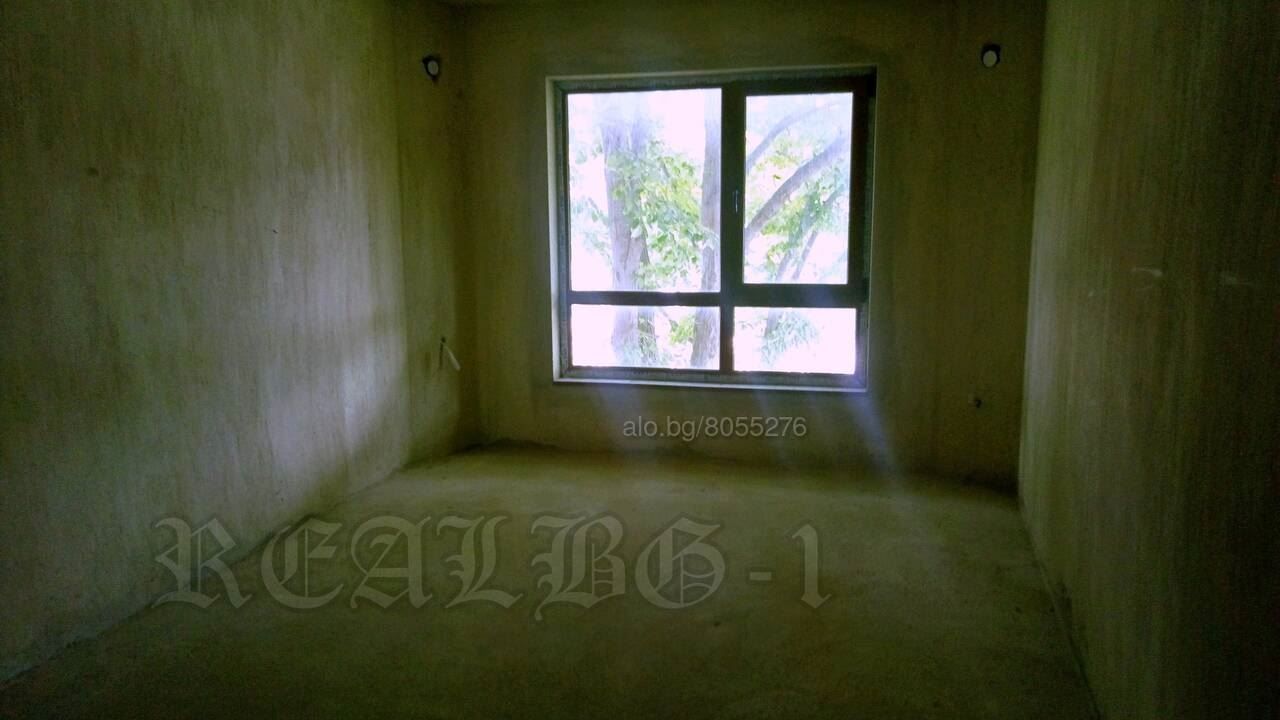 Продава се Двустаен апартамент в Каварна - 83 кв.м за 940 €/кв.м - Снимка #3