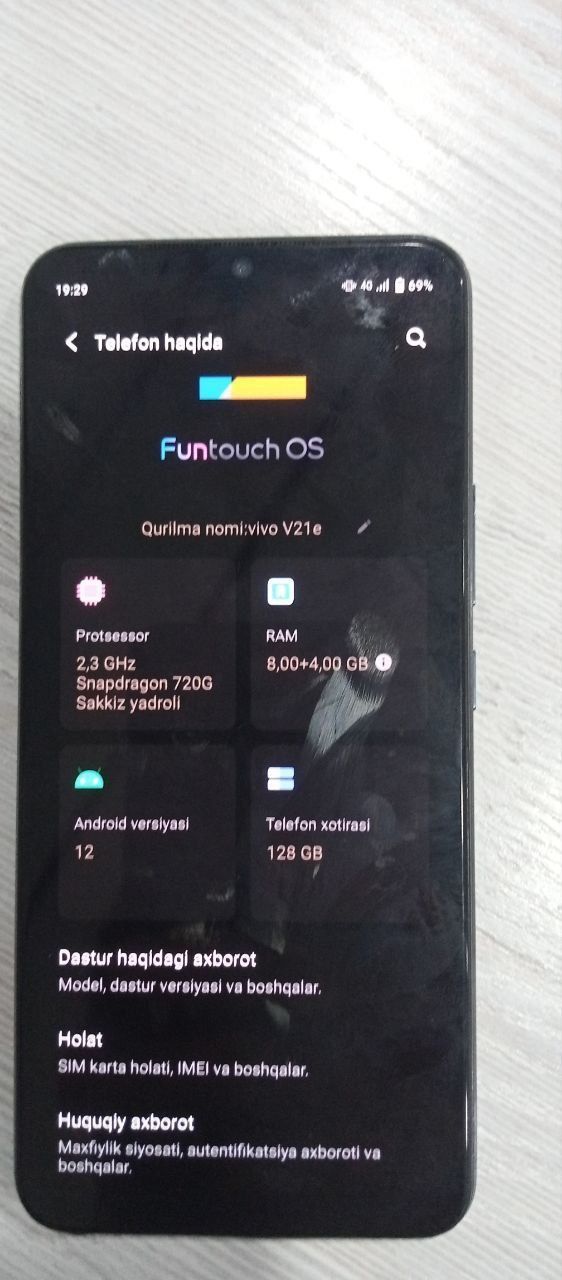 Vivo 21e 128.8+4 gb