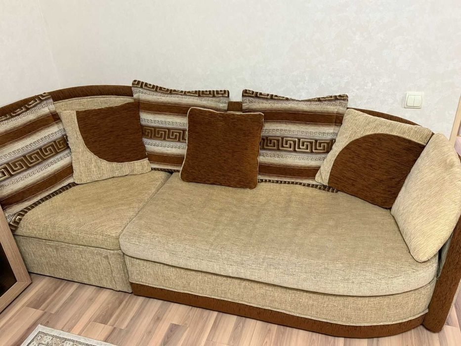 Продается диван два придмета