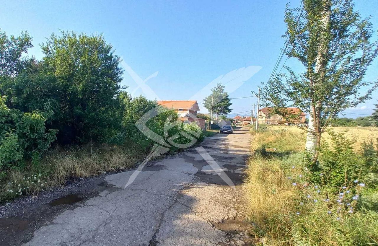 Продава се Парцел в с. Яна, Област София-град - 915 кв.м за 65 €/кв.м - Снимка #1