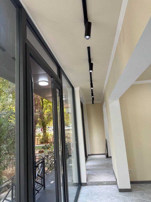 Продаётся первая линия на против 5 Болница, 93м2