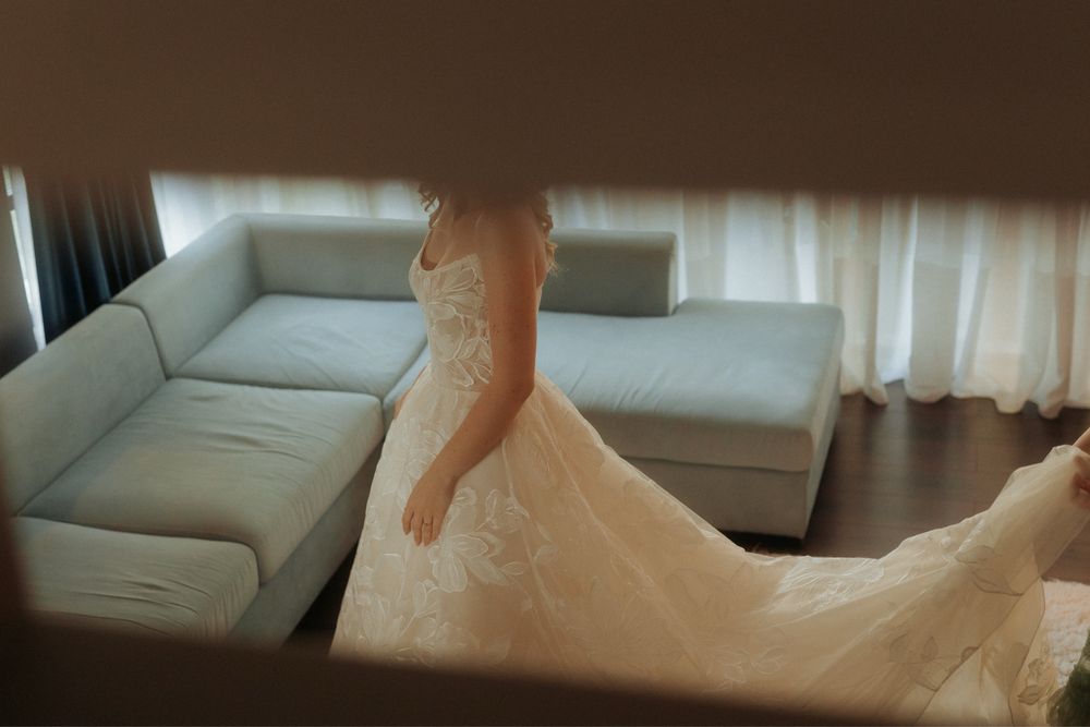 Rochie de mireasă și voal