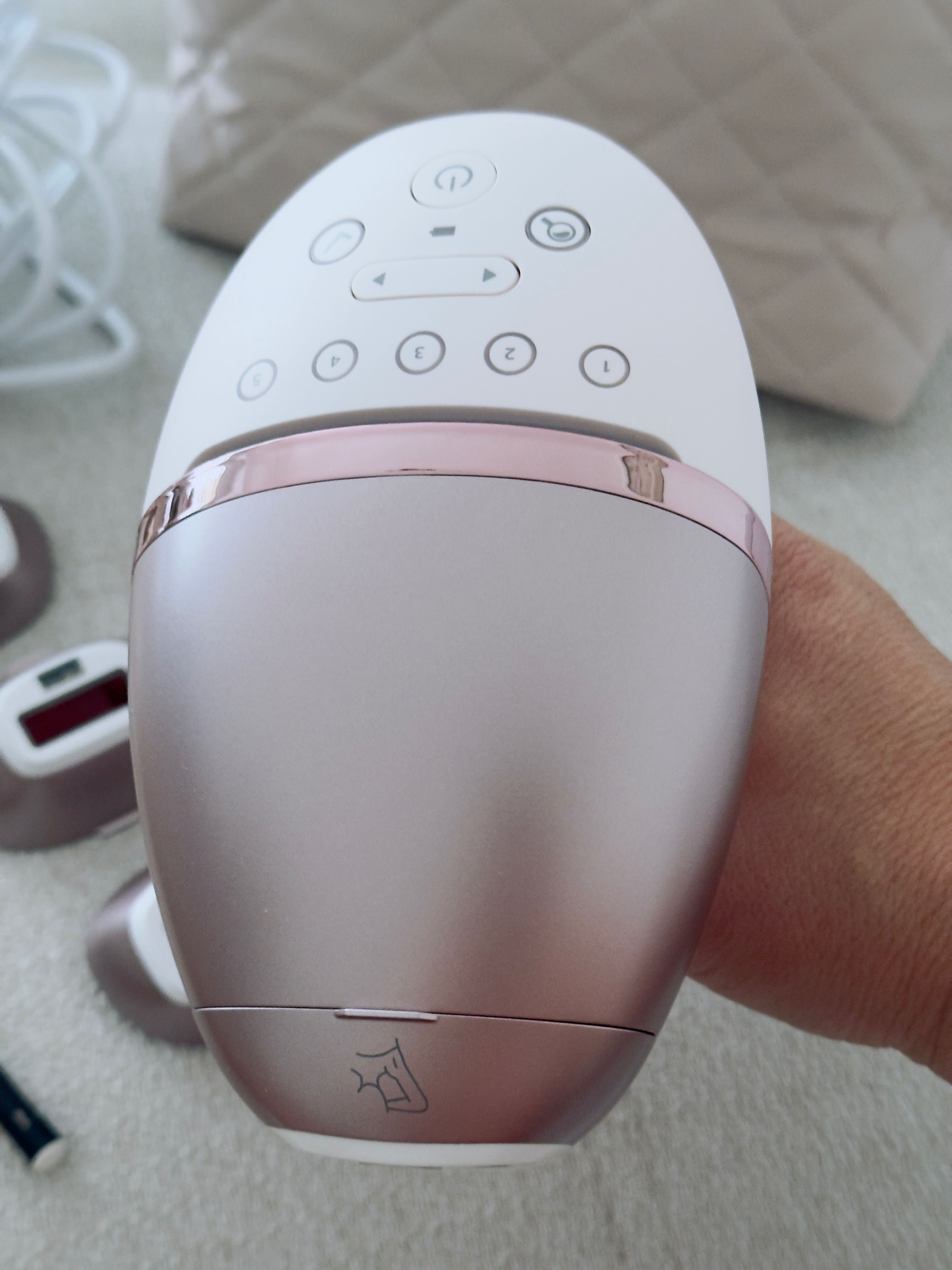 Philips Lumea IPL 9900 Series BRI977/00