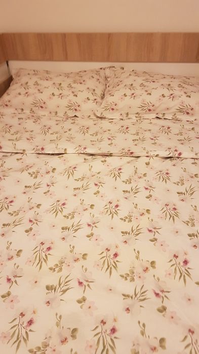 Lenjerie de pat de vinzare