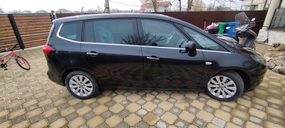 Opel Zafira tourer