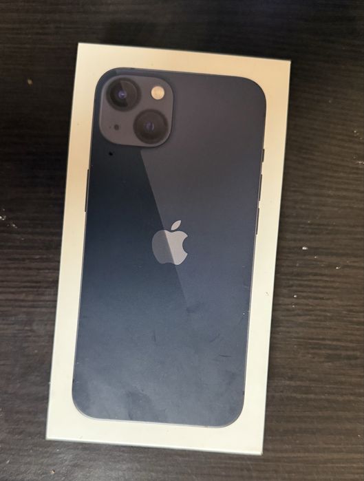 Iphone 13 (цена по договаряна)