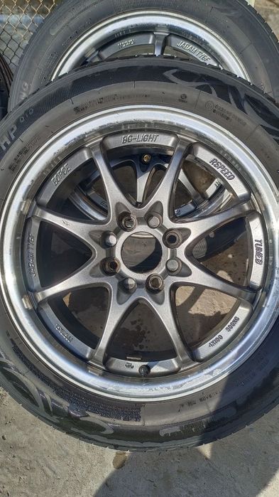 Продаются диски с шинами r15
