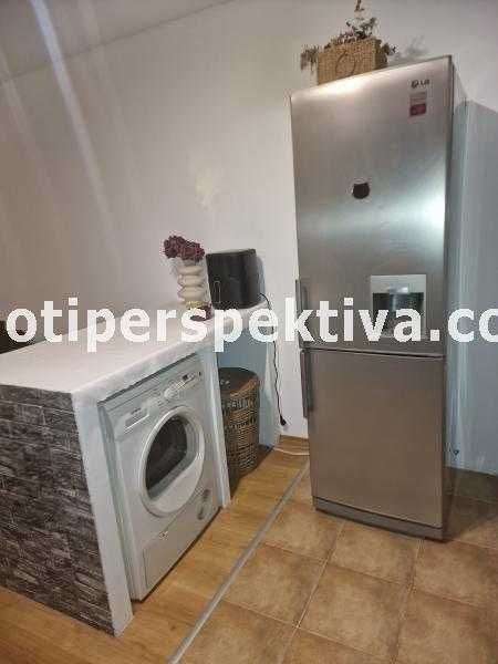 Продава се Тристаен апартамент в Пловдив, Христо Смирненски - 97 кв.м за 1526 €/кв.м - Снимка #4