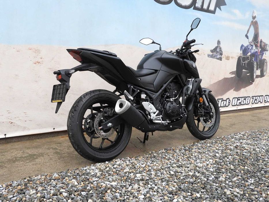Lichidare stoc Motocicleta Yamaha MT-03 2023 | Rate | Leasing