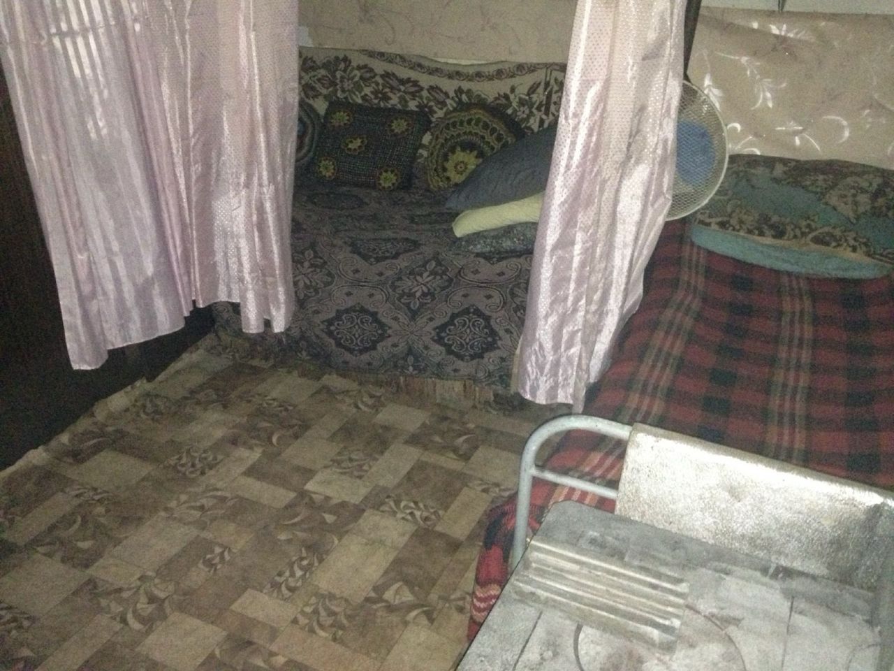 Продава се Къща в Златица - 40 кв.м за 1020 €/кв.м - Снимка #2