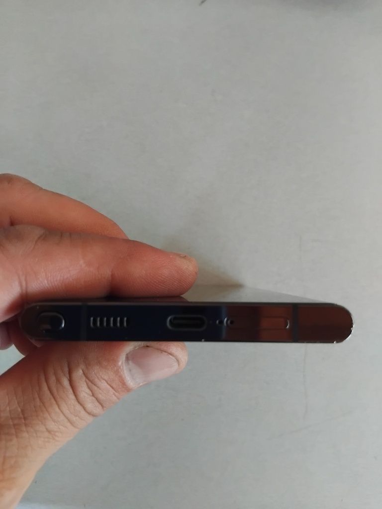Samsung s22 Ultra Запазен