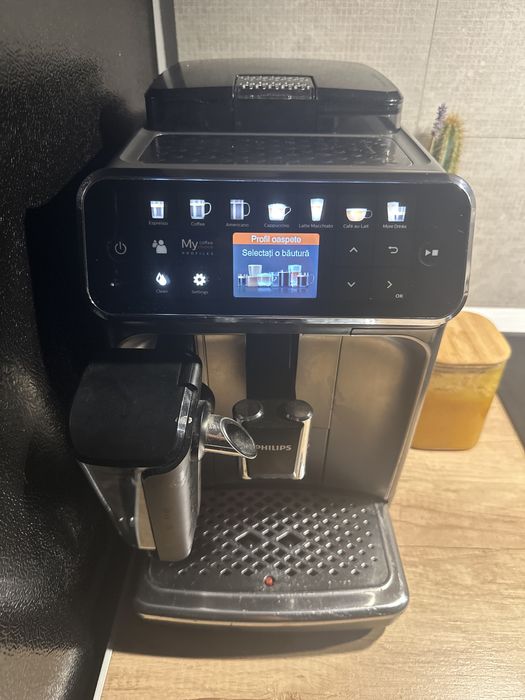 Espressor cafea Philips Latte Go Seria 5400