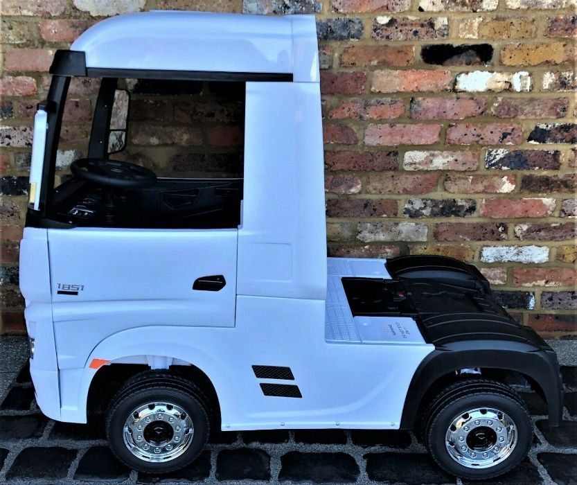 Camion electric pentru copii Mercedes Actros 4x35W 24V #White