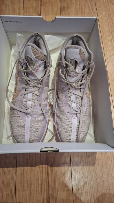 Маратонки Nike Air Zoom GT Jump 2