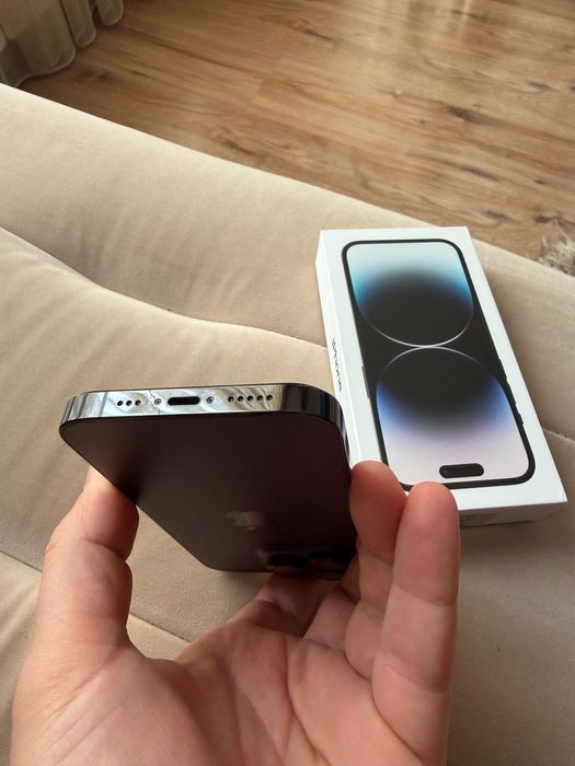 iPfone 14 Pro без следи от употреба