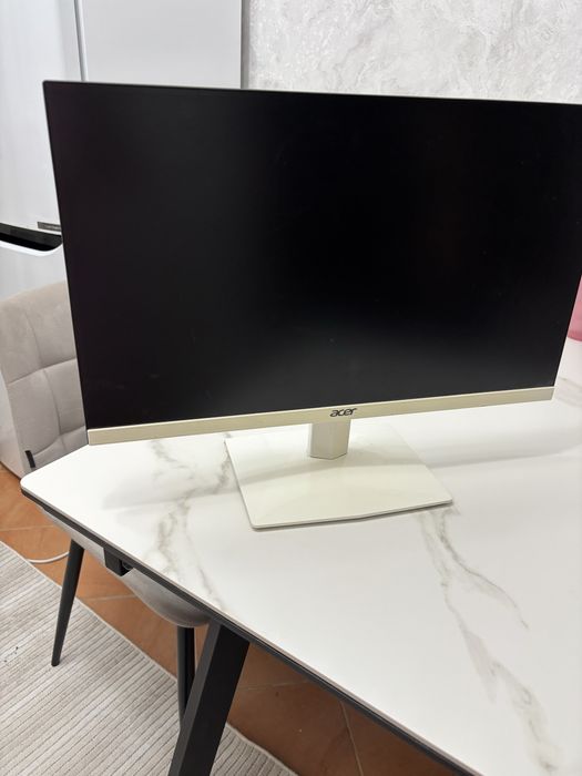 Продам монитор,