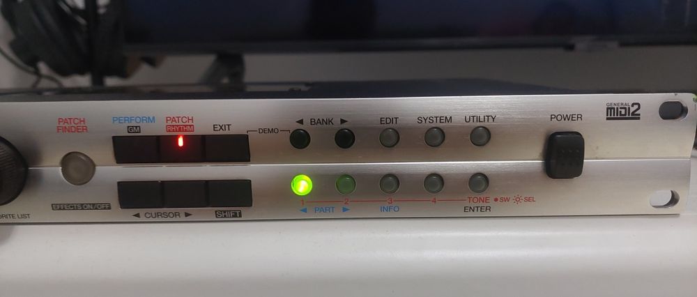 Sintetizator Roland XV5050