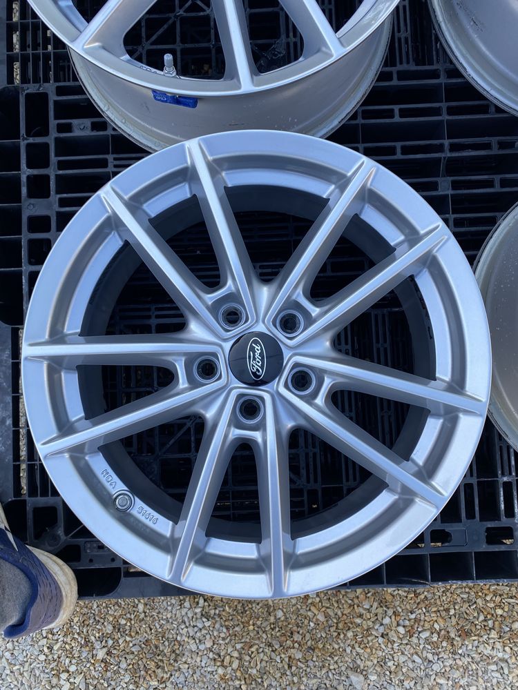 17 цола 5 х 108 мм Волво , Форд , Volvo , Ford