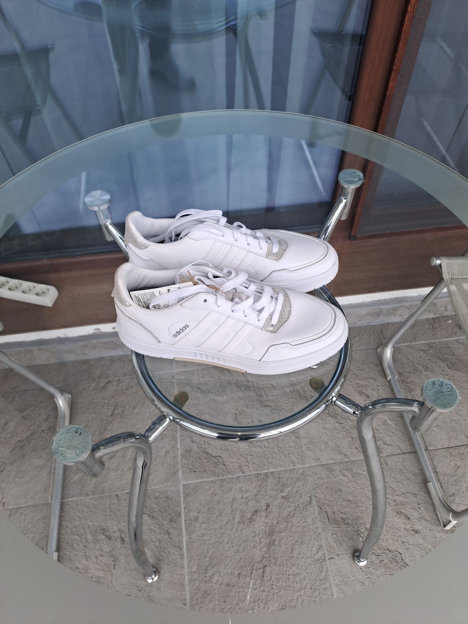 Маратонки ADIDAS