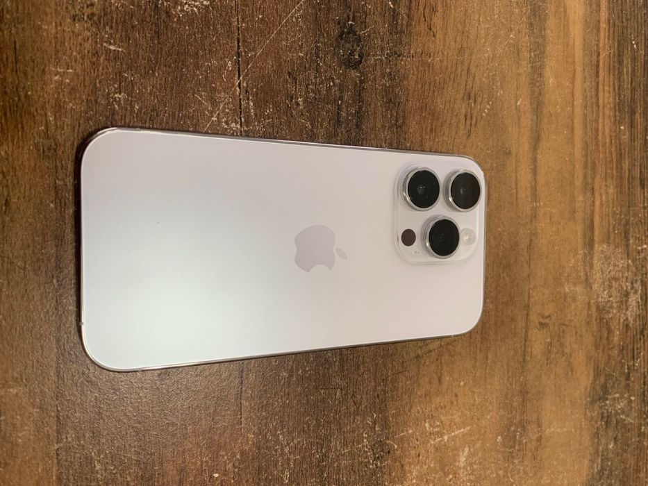 Iphone 14 pro 128 gb viata bateriei este de 76 %