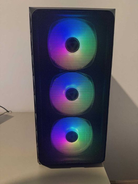 PC Gaming Ryzen 7 9800X3D/RX 9070 XT/32 GB DDR5 6000MHz