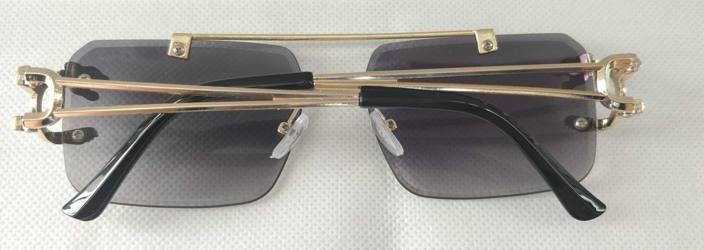 Ochelari de soare Cartier model 1, lentile negre, rama aurie