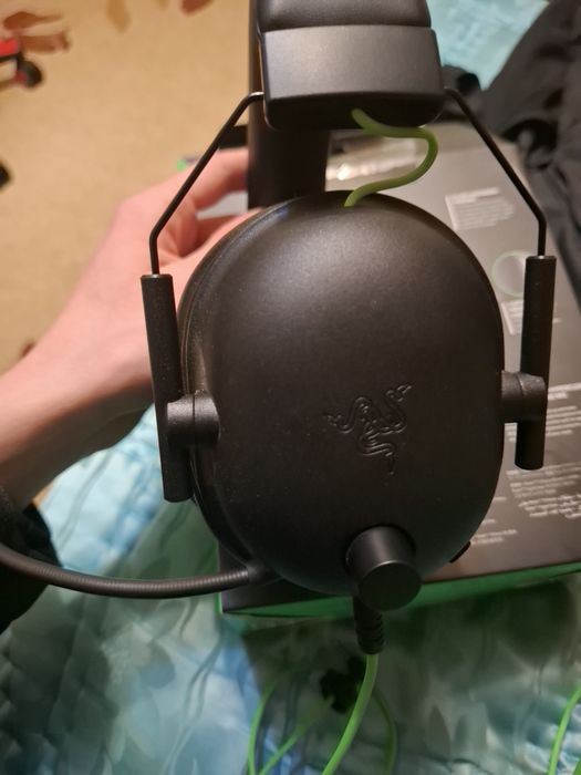 Vand casti razer blackshark v2 x