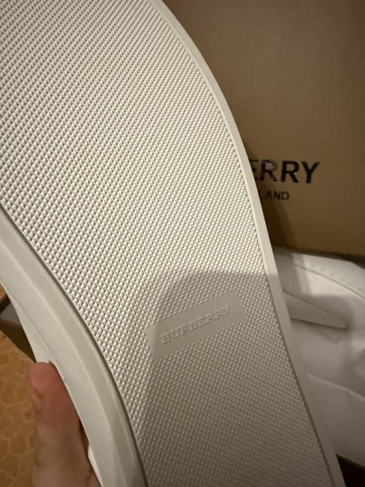 Burberry обувки 45 номер