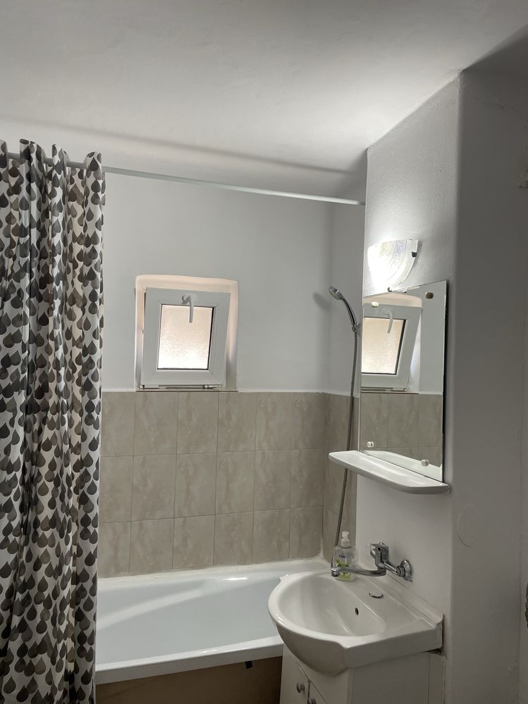 Apartament pe str Carpati