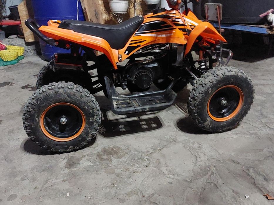 Vând atv mini quad 49cc