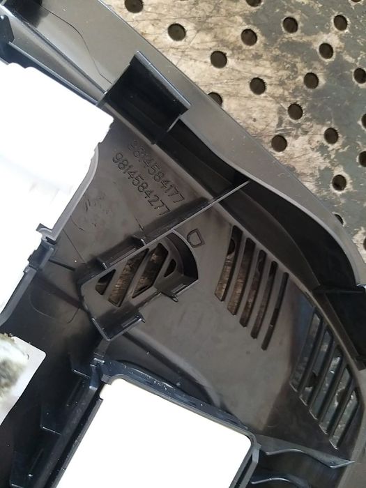 Plafoniera lampa plafon fata peugeot 5008 2 9814584177 9814584277 9814583977 9814584077