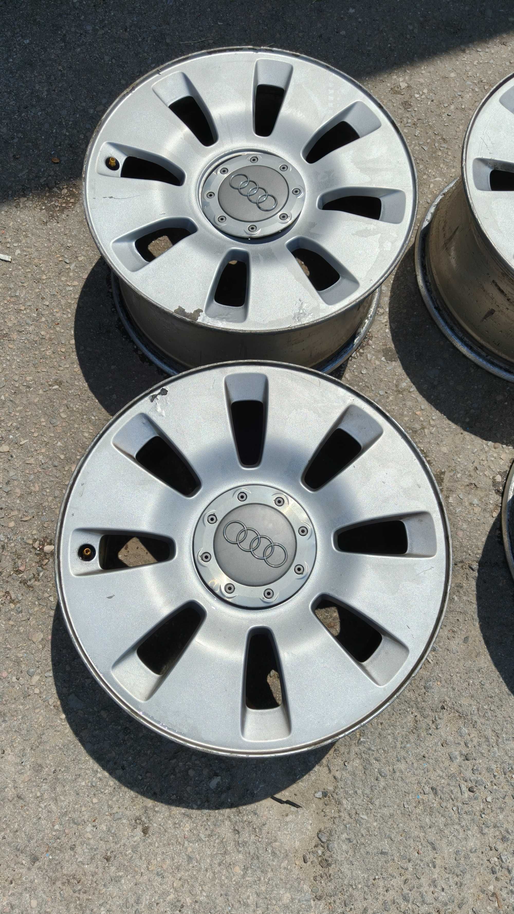 Продавам Джанти Audi 17 " 5х112