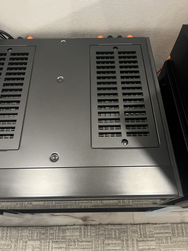 Technics SE A2000 Technics SU C2000