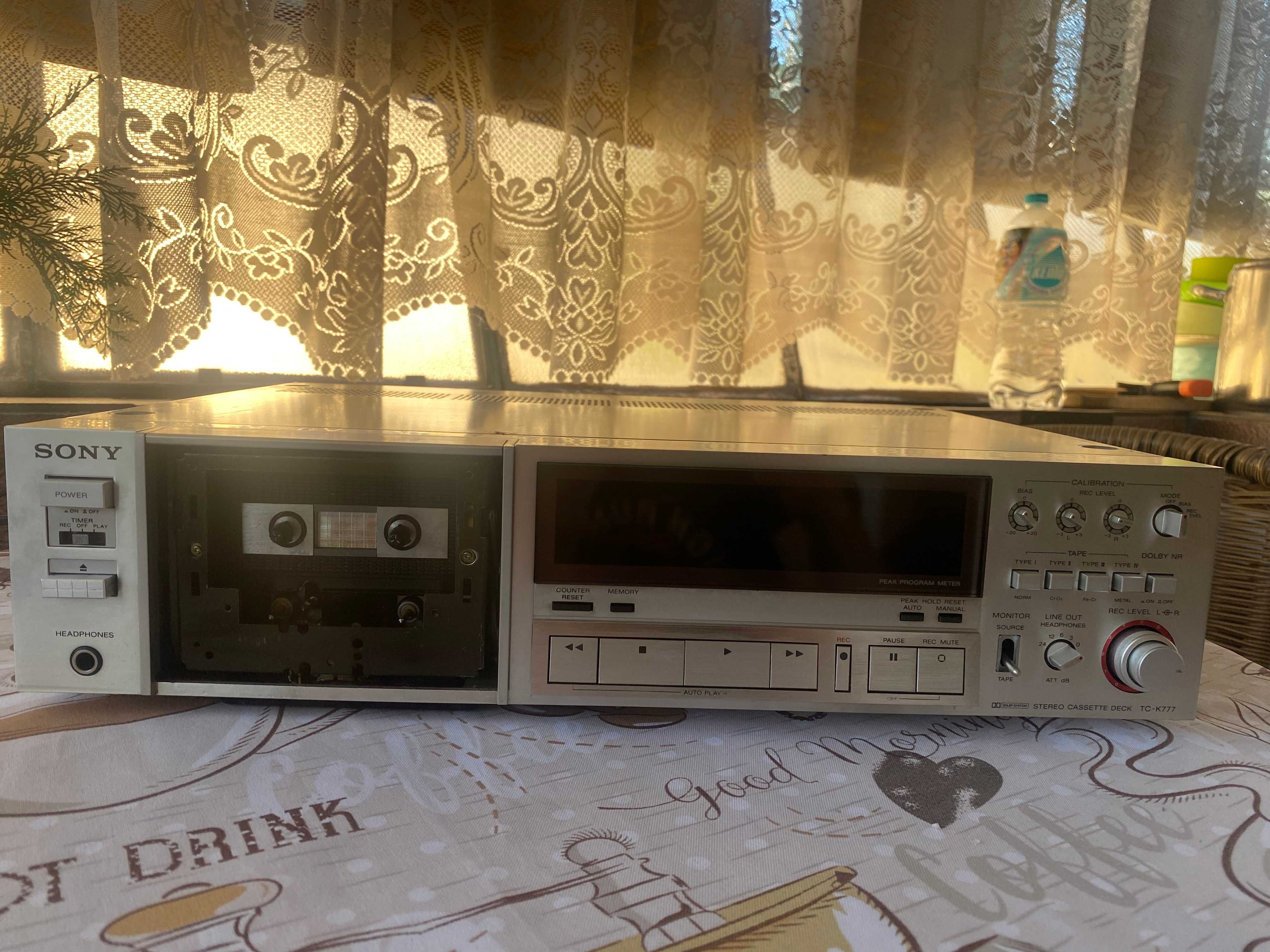 касетен дек Sony TC-K777