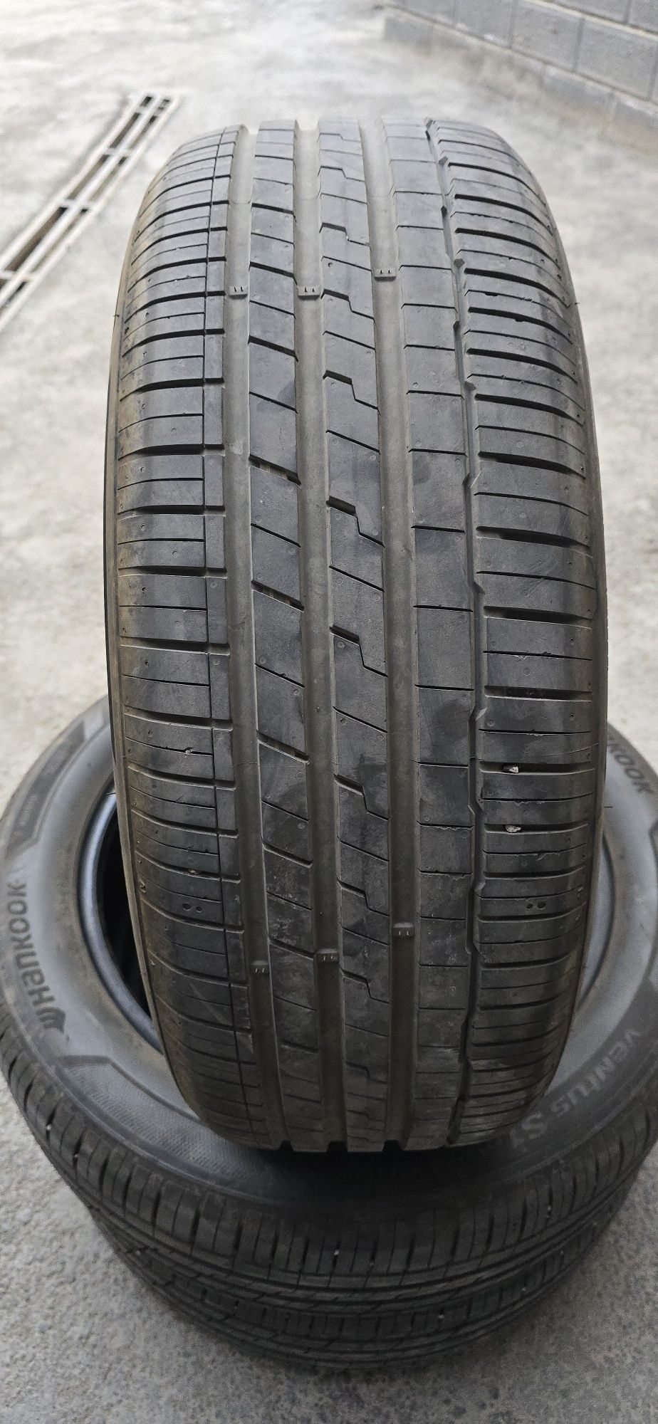 hankook r19  225/55