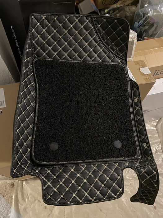 3D полики на тойоту короллу 2018 года