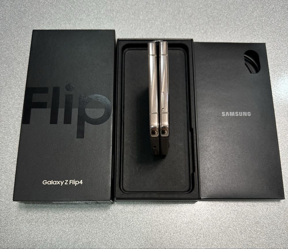 Galaxy Z flip 4 (5G) 256 full box 2023 imeika bo’lgan e-sim o’qidi
