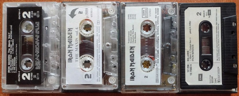 Lot de 4 casete audio originale Iron Maiden si Metallica ,King Crimson
