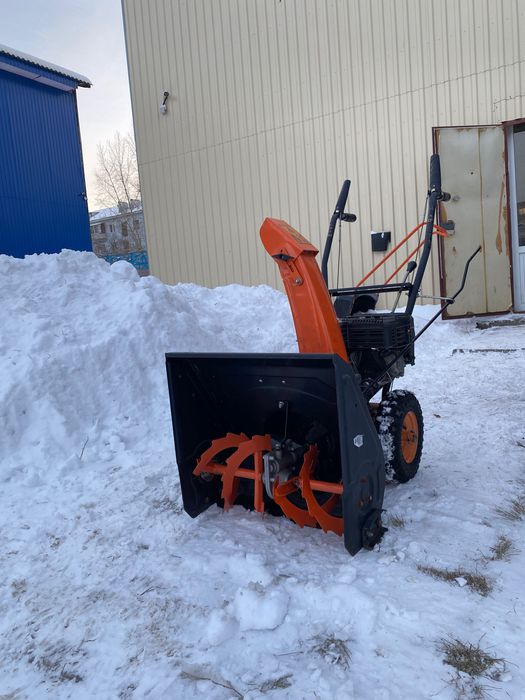 Снегоуборочная машина