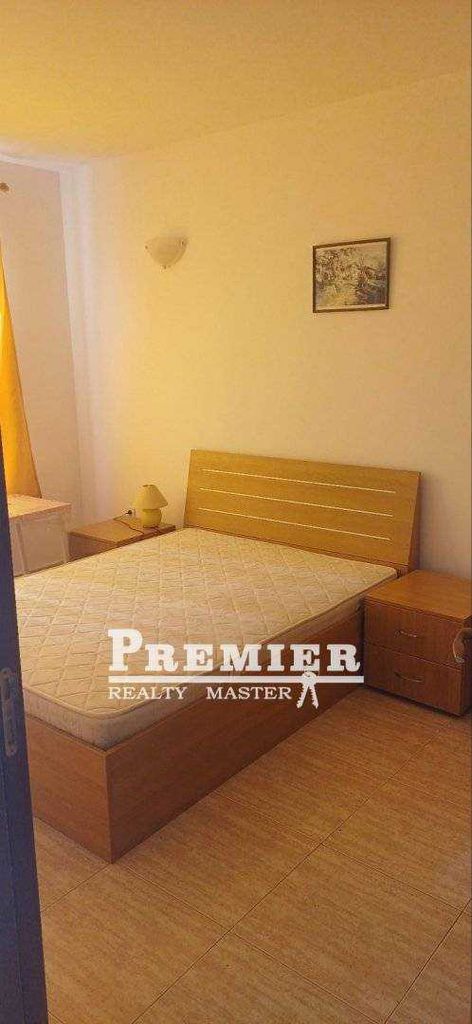 Продава се Тристаен апартамент в к.к. Слънчев бряг - 60 кв.м за 1250 €/кв.м - Снимка #1