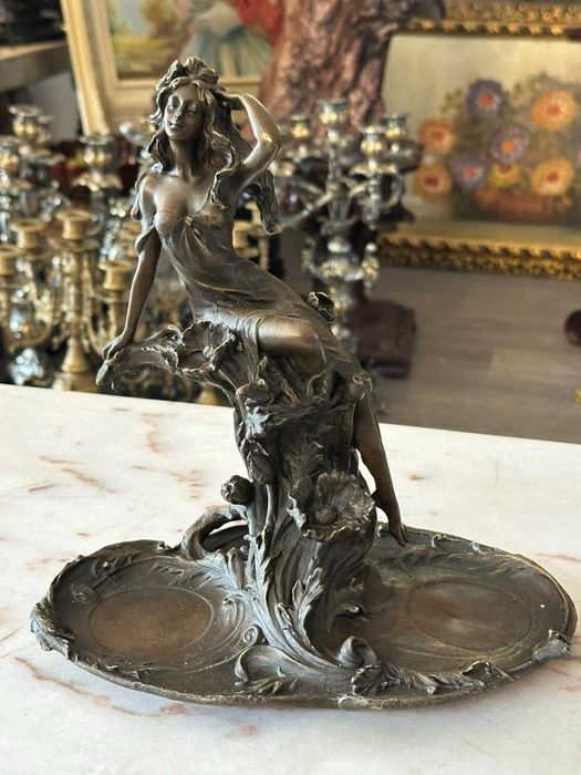 Suport decorativ vintage Art Nouveau din bronz
