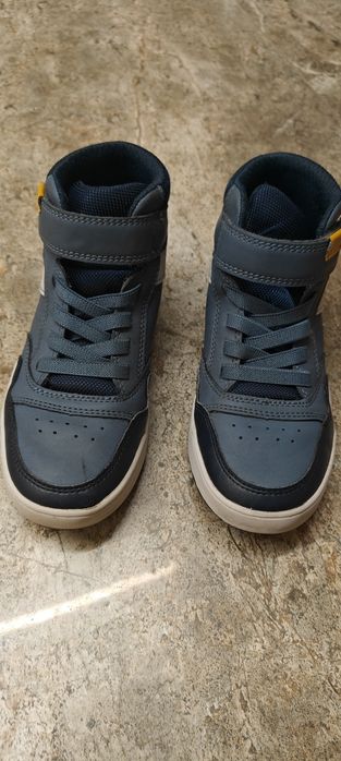 Високи детски сникърси GEOX