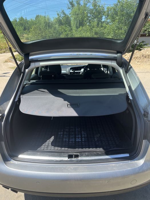 Dezmembrez / Dezmembrari Audi A4 B8