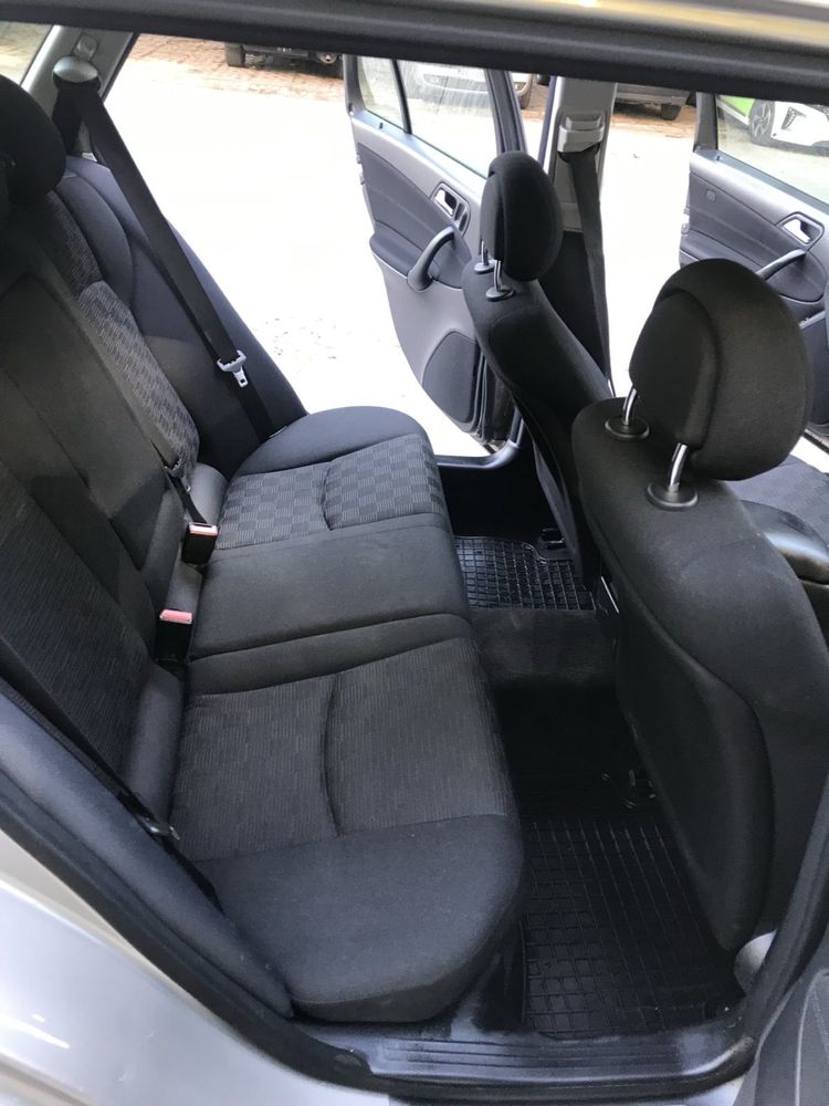 Mercedes c200 kompressor Фейслифт Газов Инжекцион
