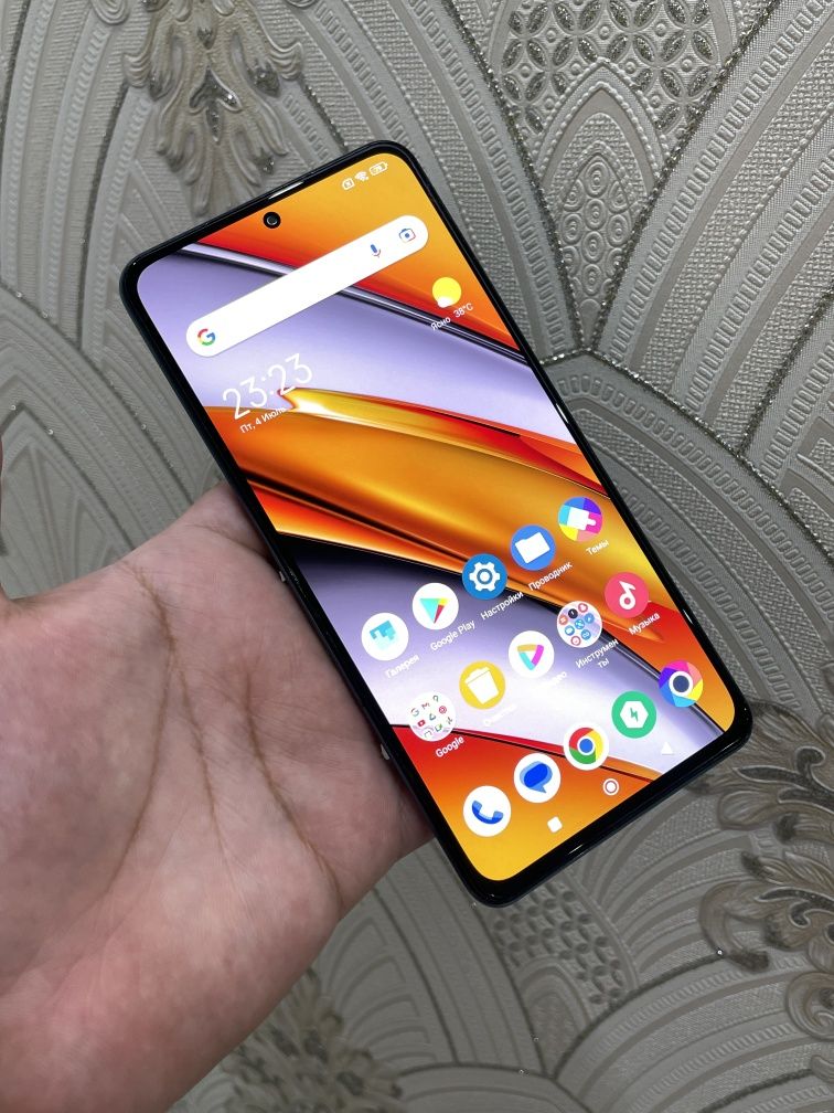 Poco F3 Ideal holatda 6+2/128gb Aybi yoq