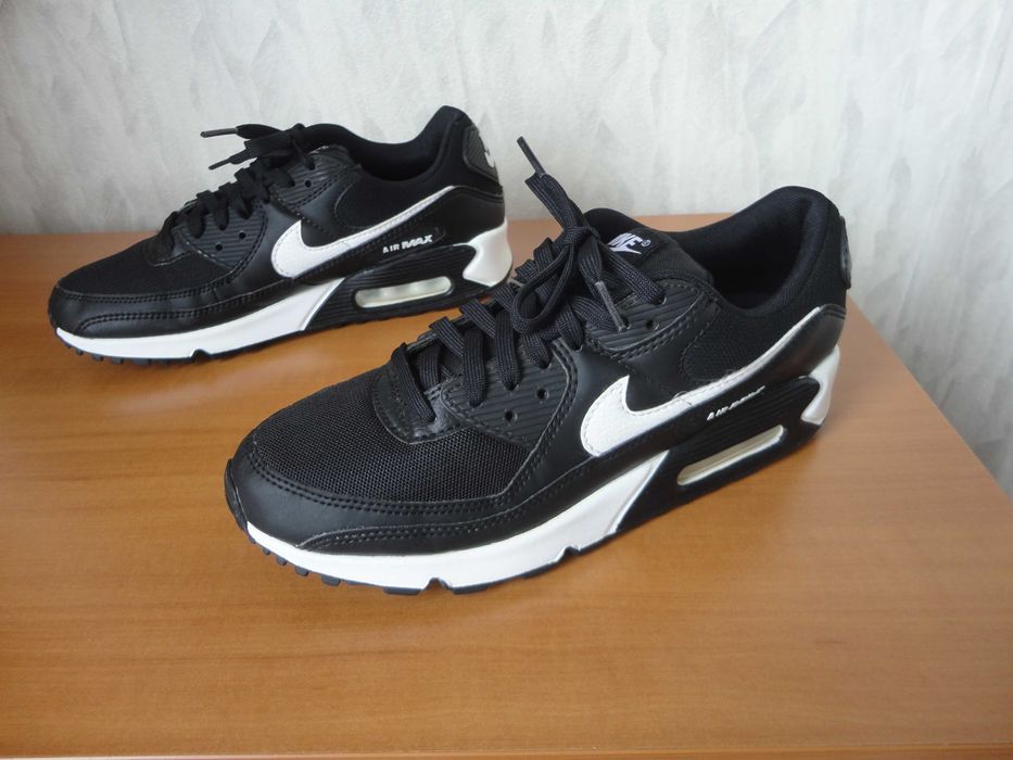 N39,5 Nike Air Max 90/оригинални дамски маратонки